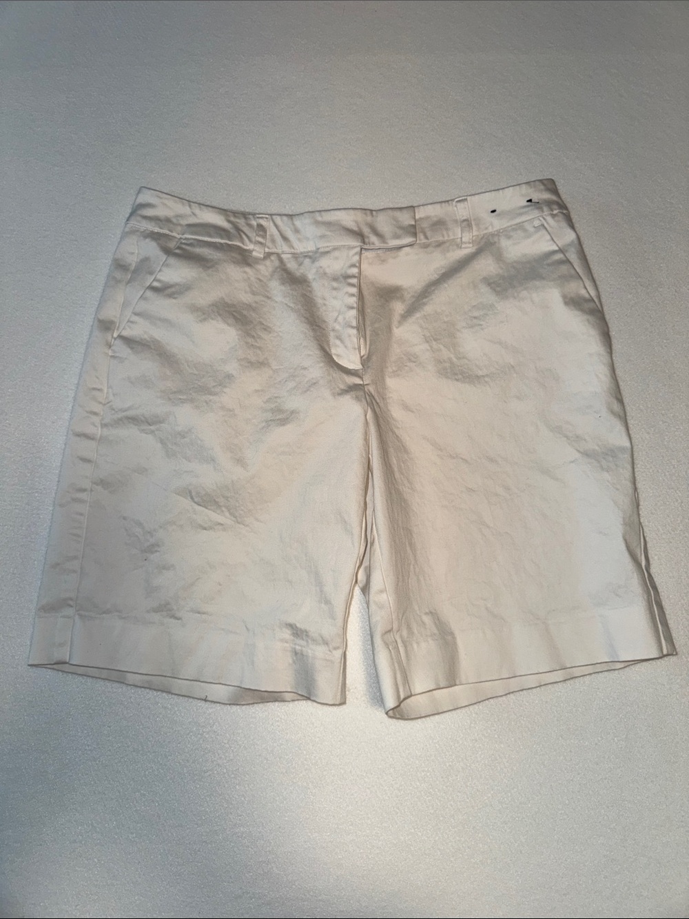 New York & Company Cream Women's Bermuda Shorts